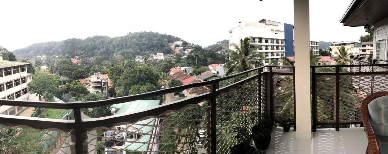 Hotel Janora Hills à Kandy Chambre photo