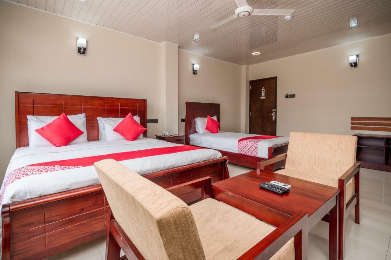 Hotel Janora Hills à Kandy Extérieur photo