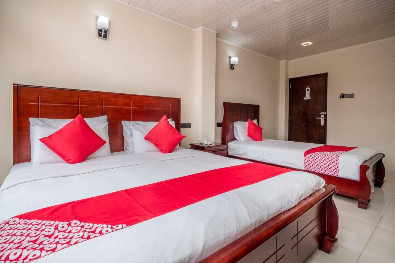 Hotel Janora Hills à Kandy Extérieur photo